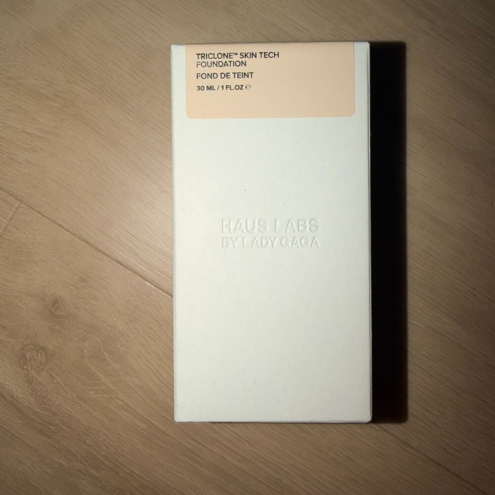 Haus Labs by Lady Gaga Triclone Skin Tech Foundation 050 Fair Cool 1 oz NEW